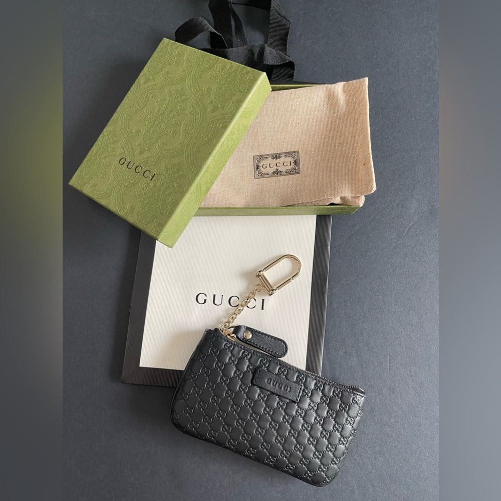 NEW AUTHENTIC GUCCI MICROGUCCISIMA LEATHER KEYCHAIN POUCH